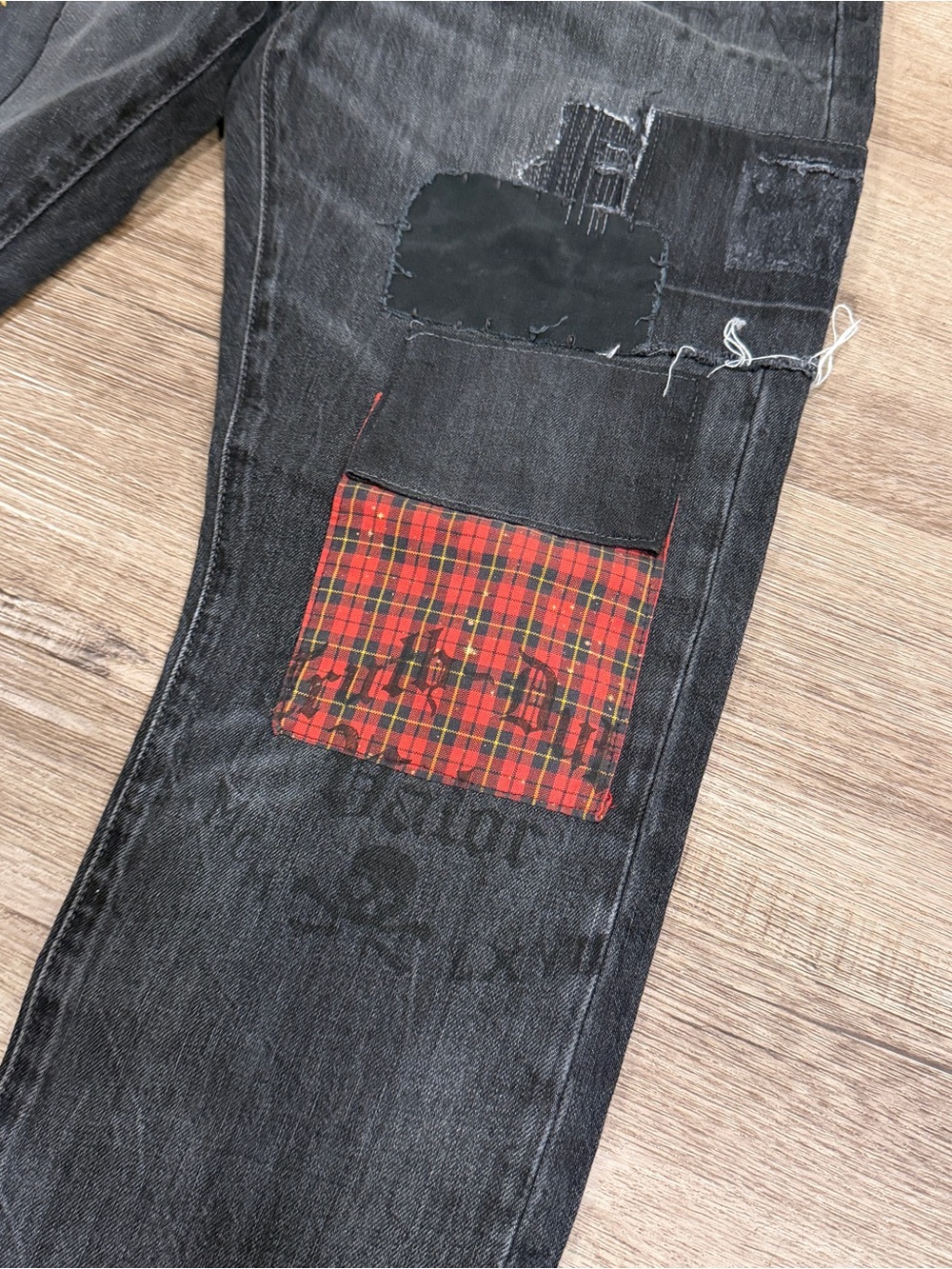 Polo Ralph Lauren Jeans 32x30 Black Sullivan Slim Distressed Patchwork Graffiti - Picture 3 of 6